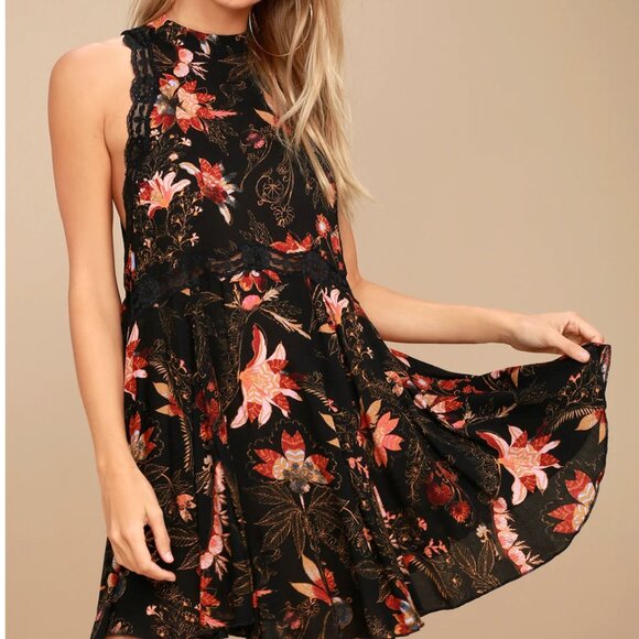 Free People Dresses & Skirts - Free People, She Moves Black Floral Print Lace Slip Dress, Sm